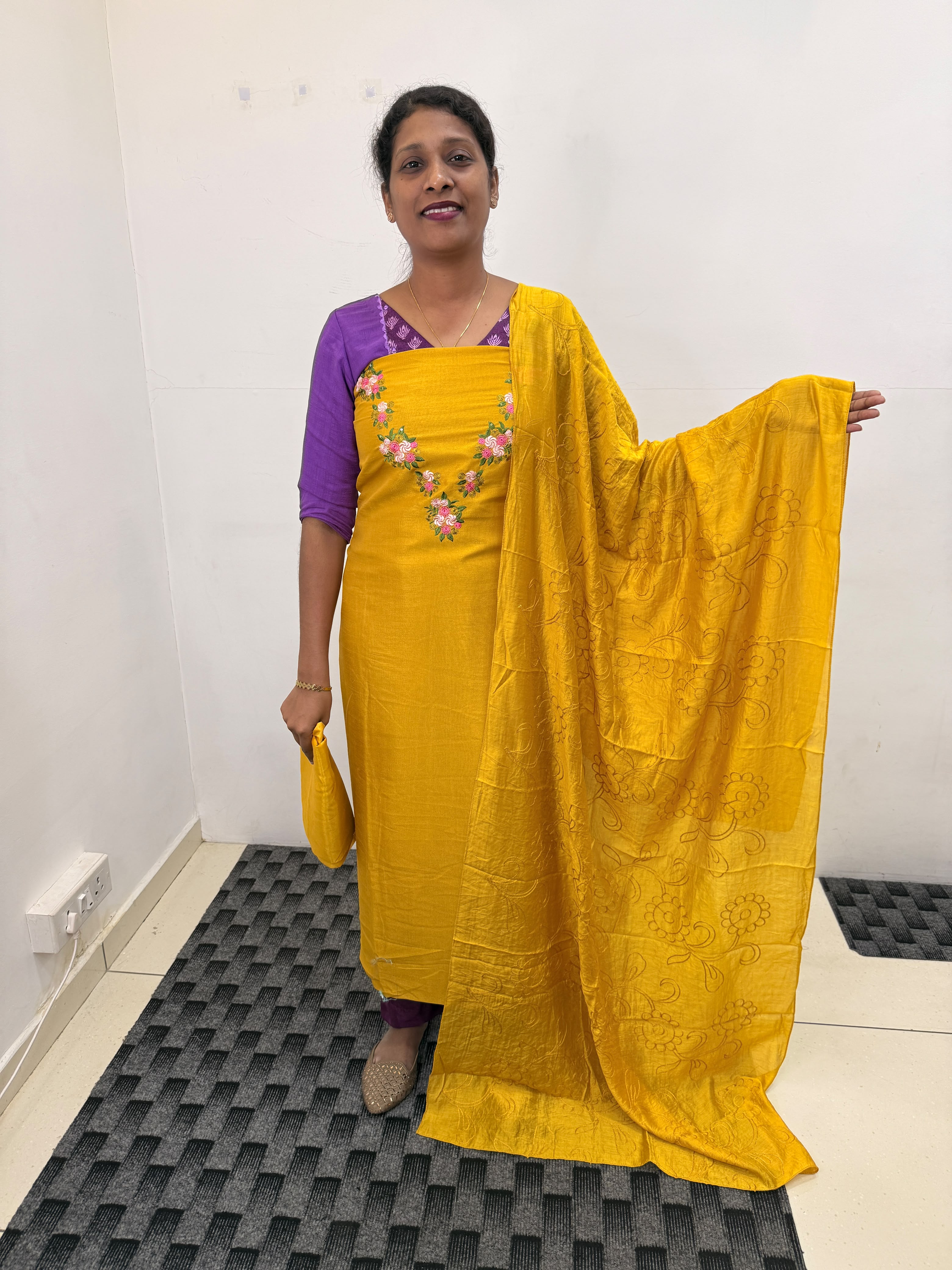 Ls0185 Unstitched Salwar Material