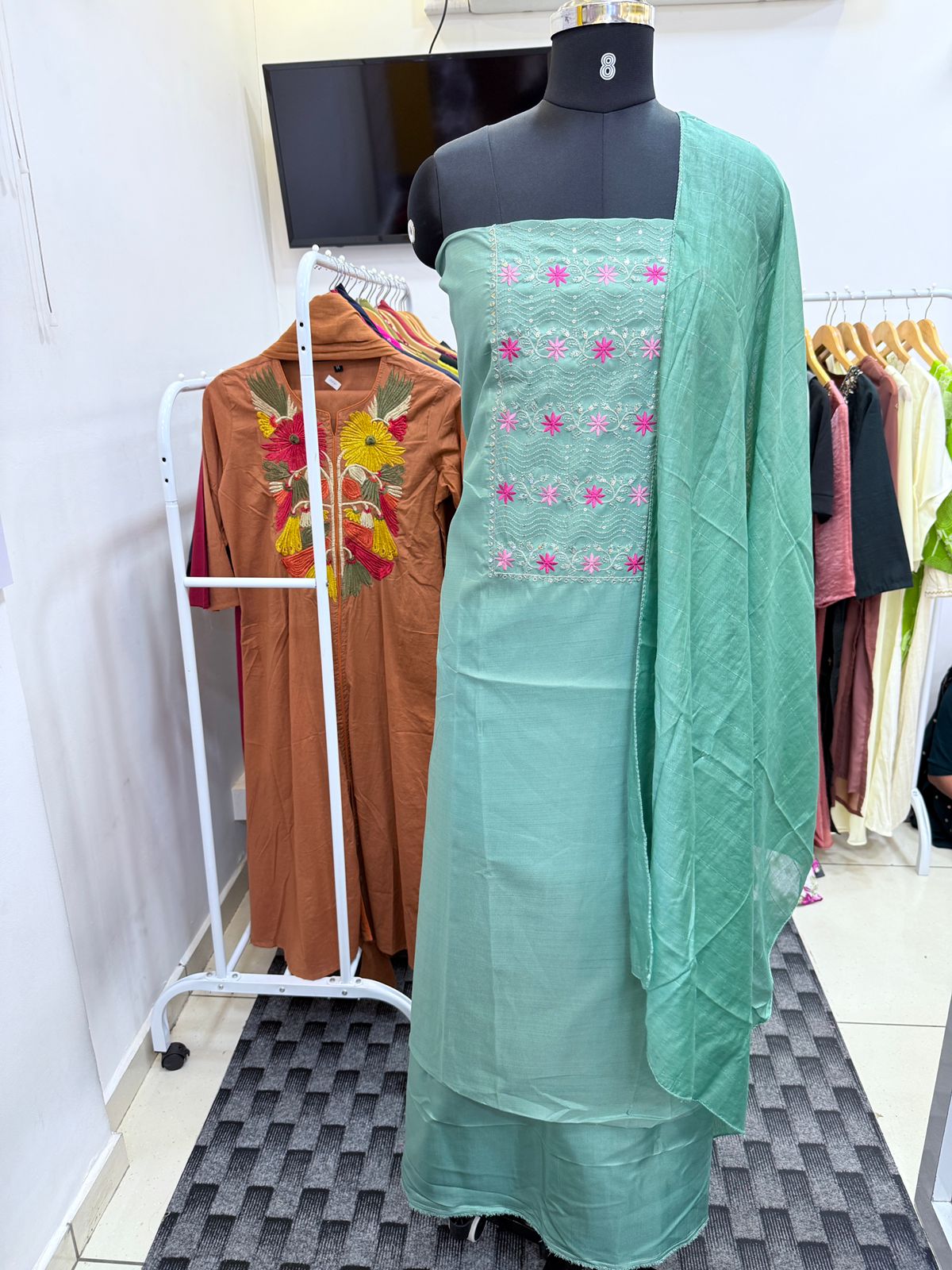 LS0115 Unstitched Salwar Material