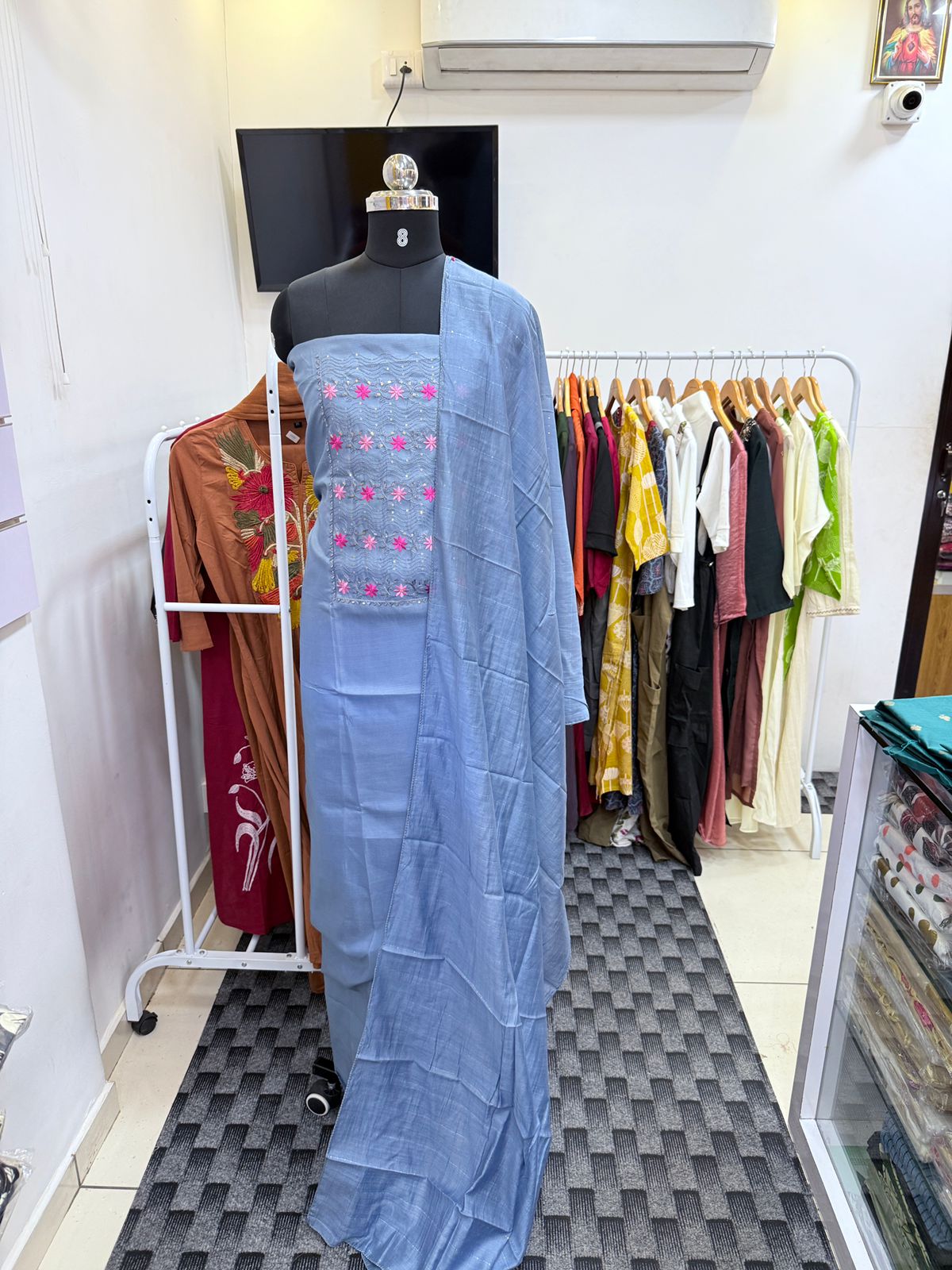 LS0115 Unstitched Salwar Material