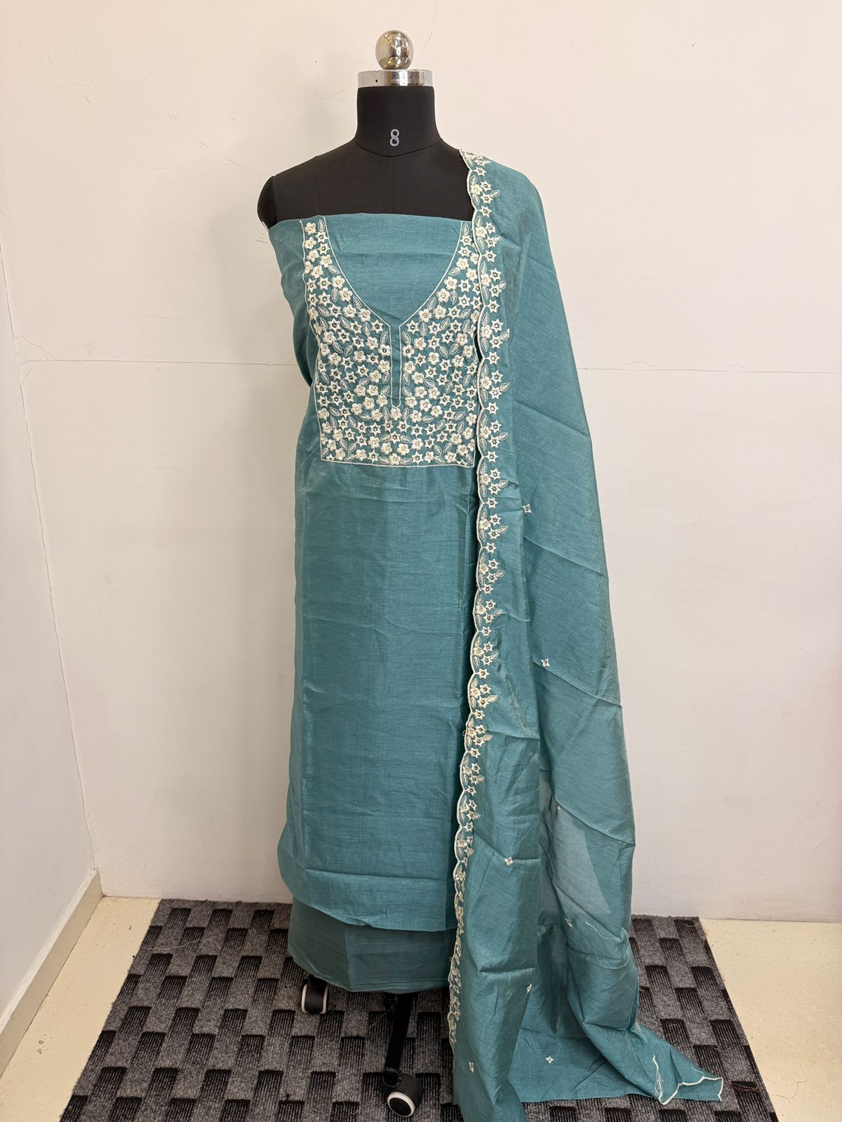 LS0161 Vichithra Silk Unstitched Salwar Material