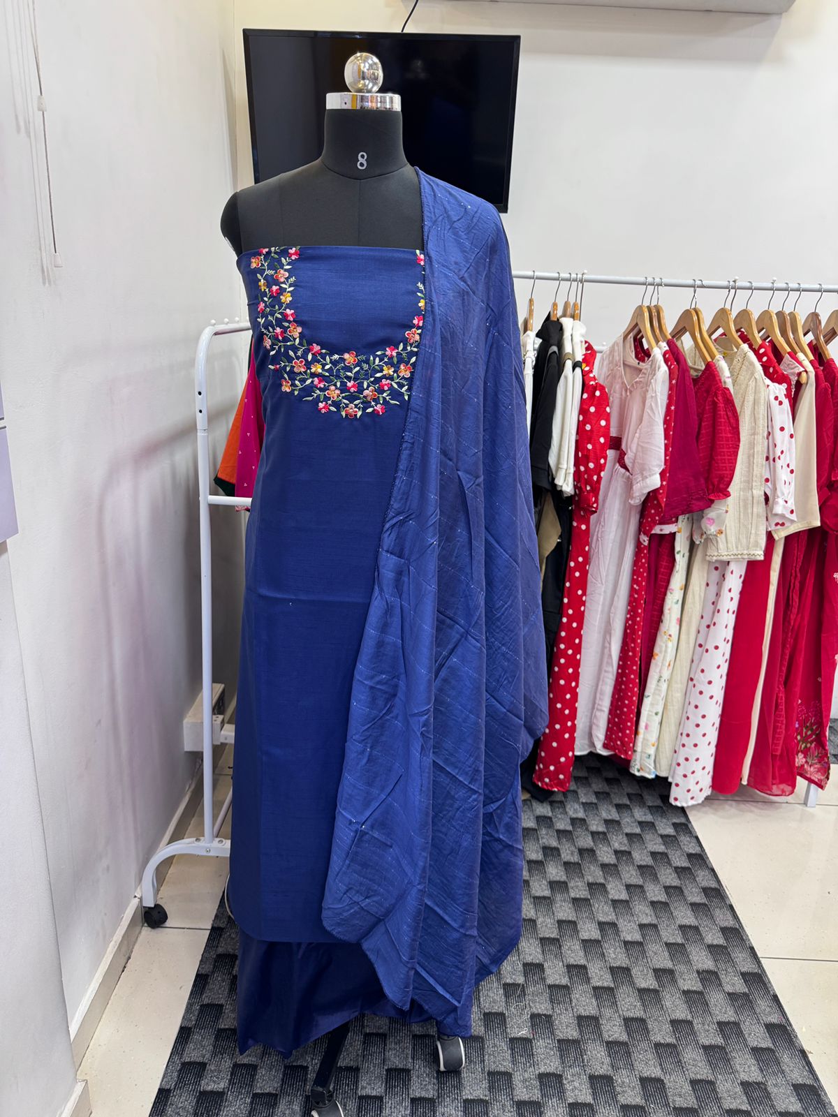 LS0120 Unstitched Salwar Materials