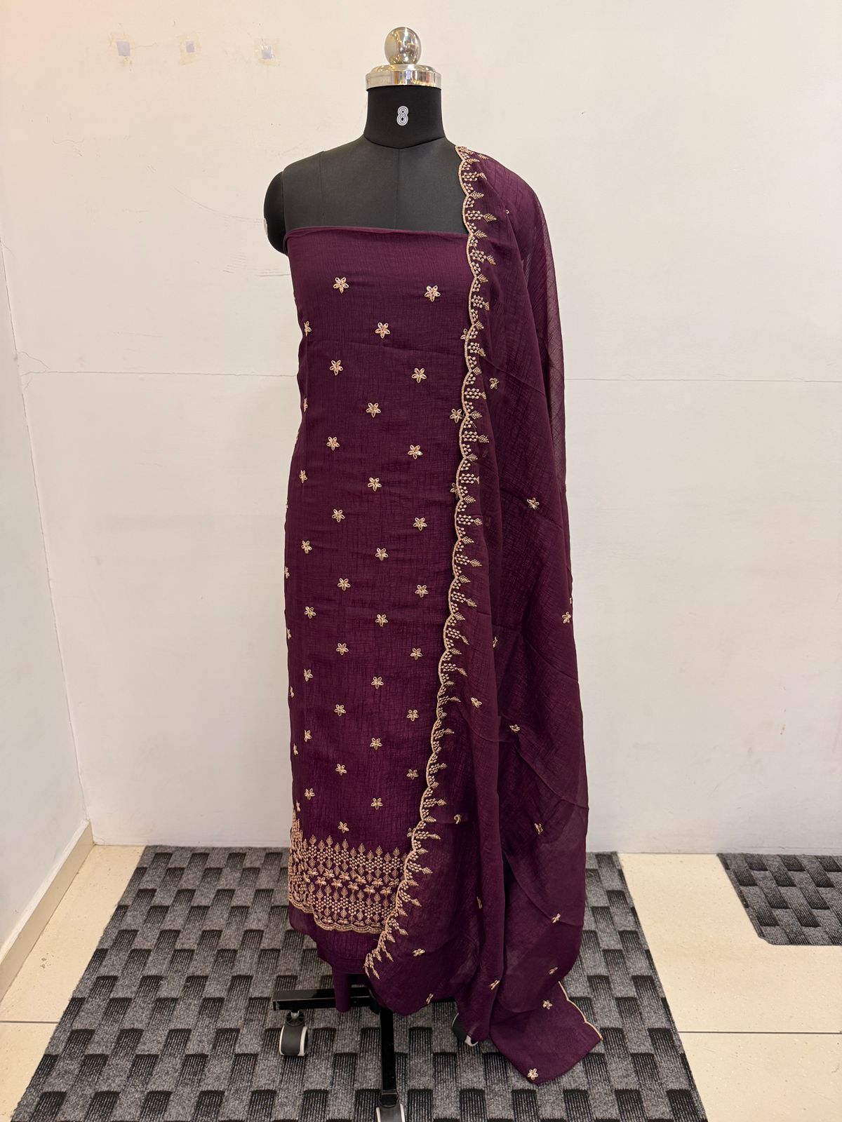 LS0184 Unstitched Partywear material