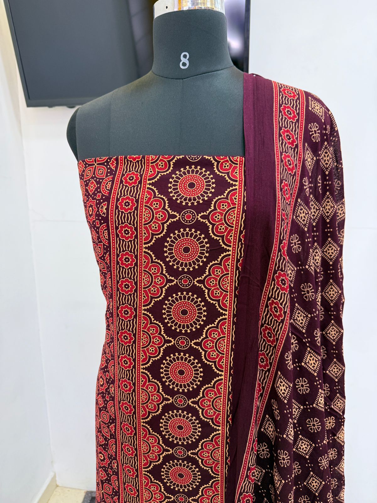 LS0111 - Unstitched Salwar Material