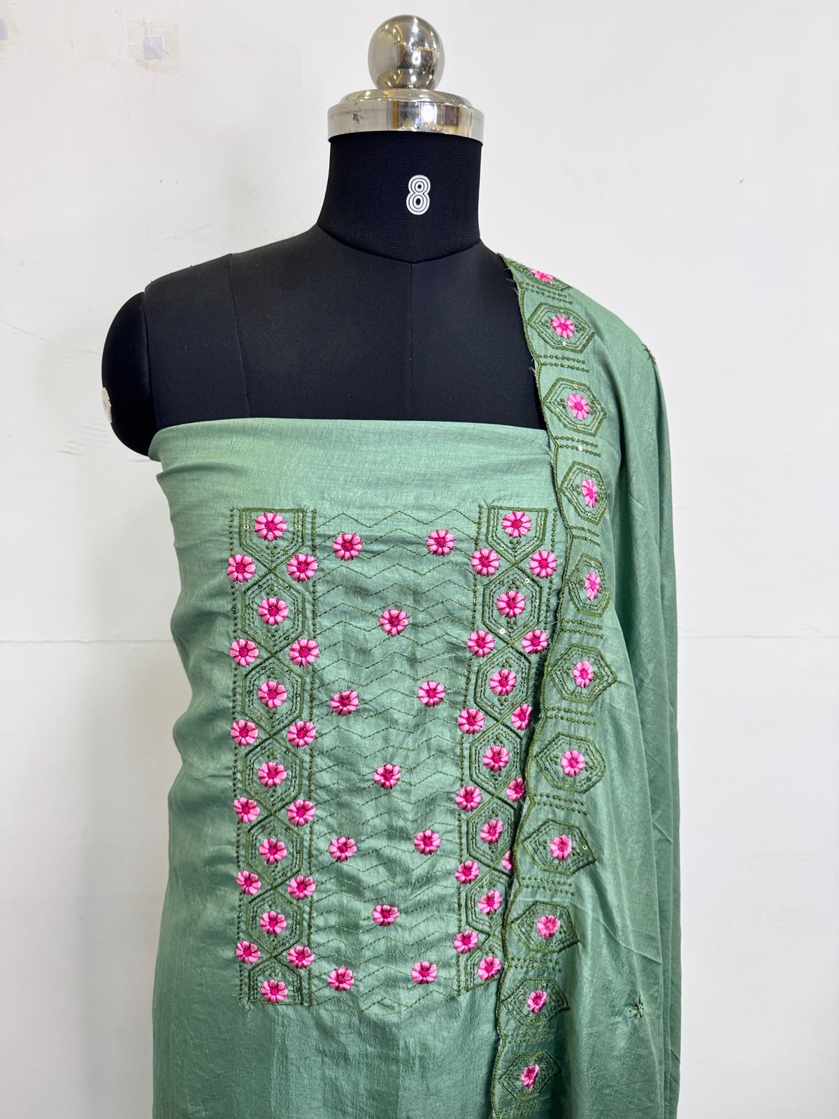 LS0166 Vichithra Unstitched Material