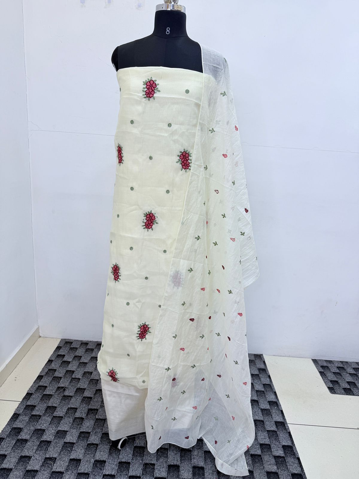 LS0157 Mul Chanderi Unstitched Salwar