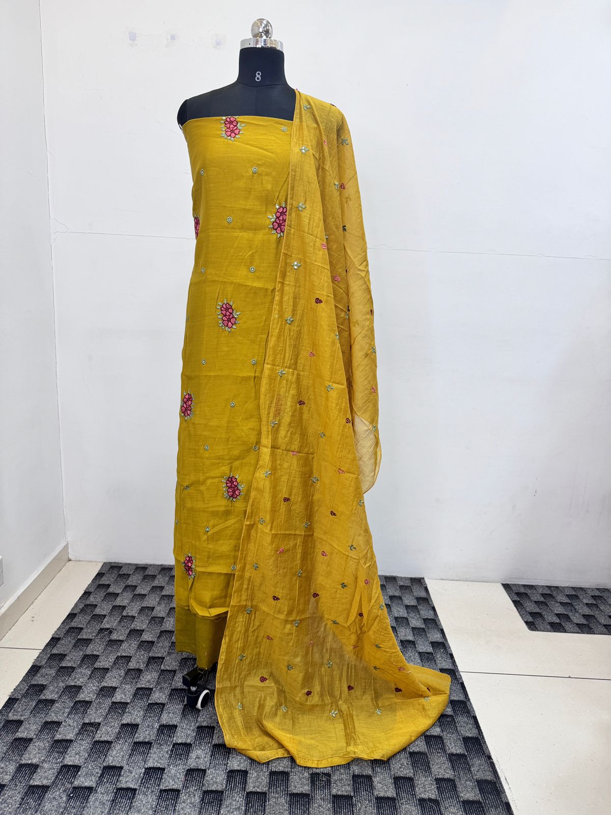 LS0157 Mul Chanderi Unstitched Salwar