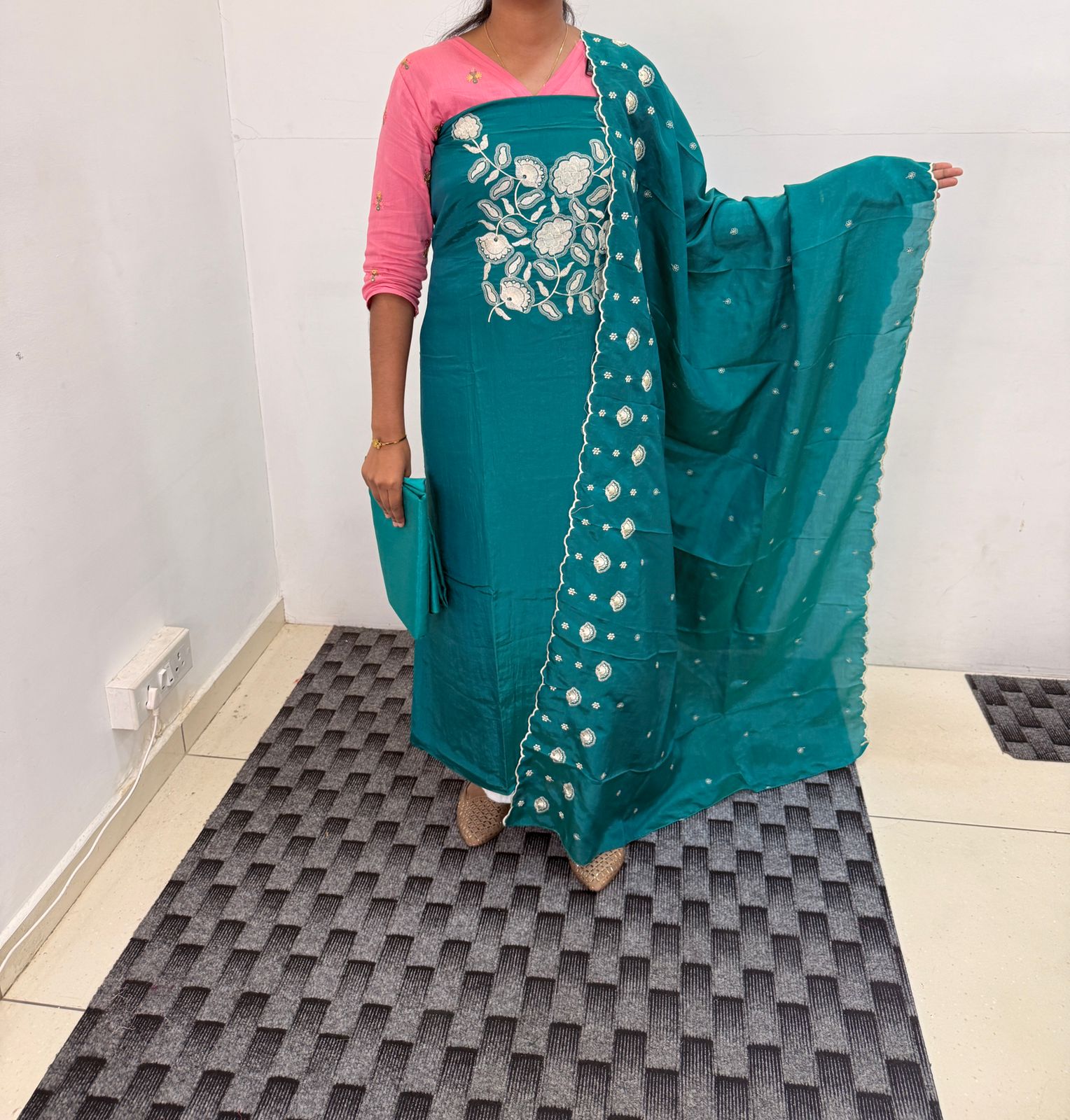 Ls0188 Partywear Unstitched material