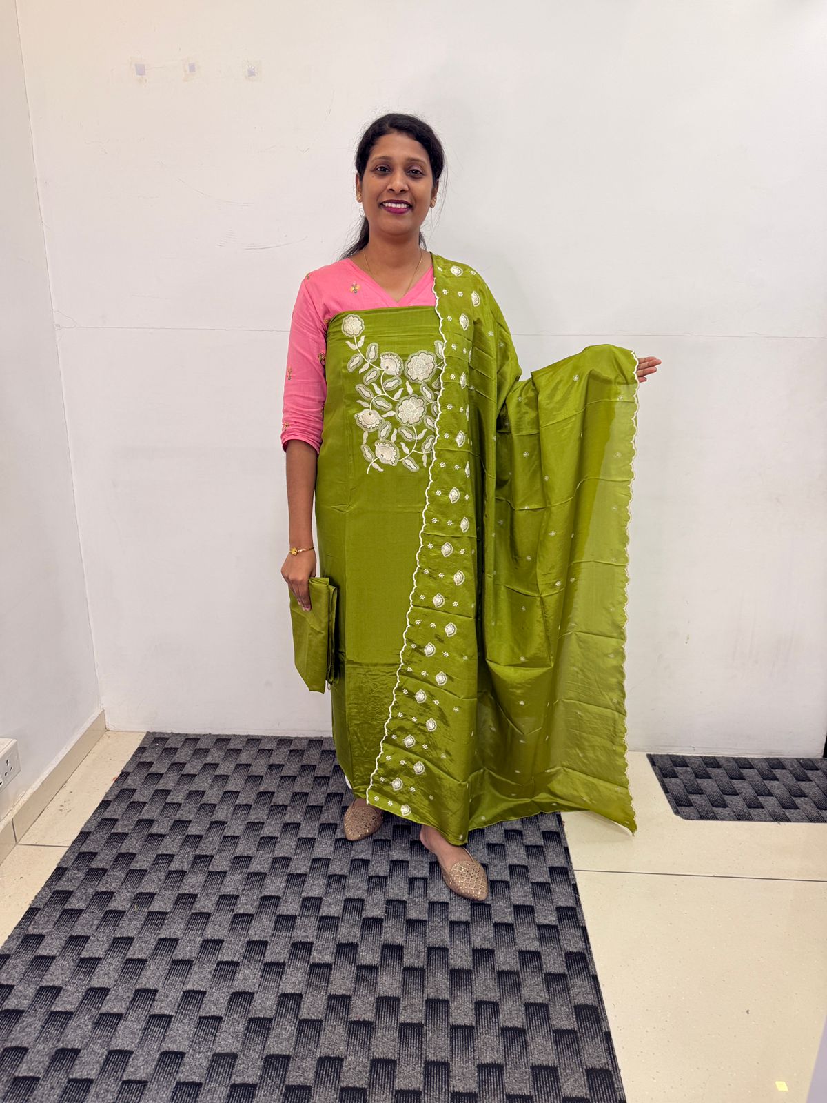 Ls0188 Partywear Unstitched material