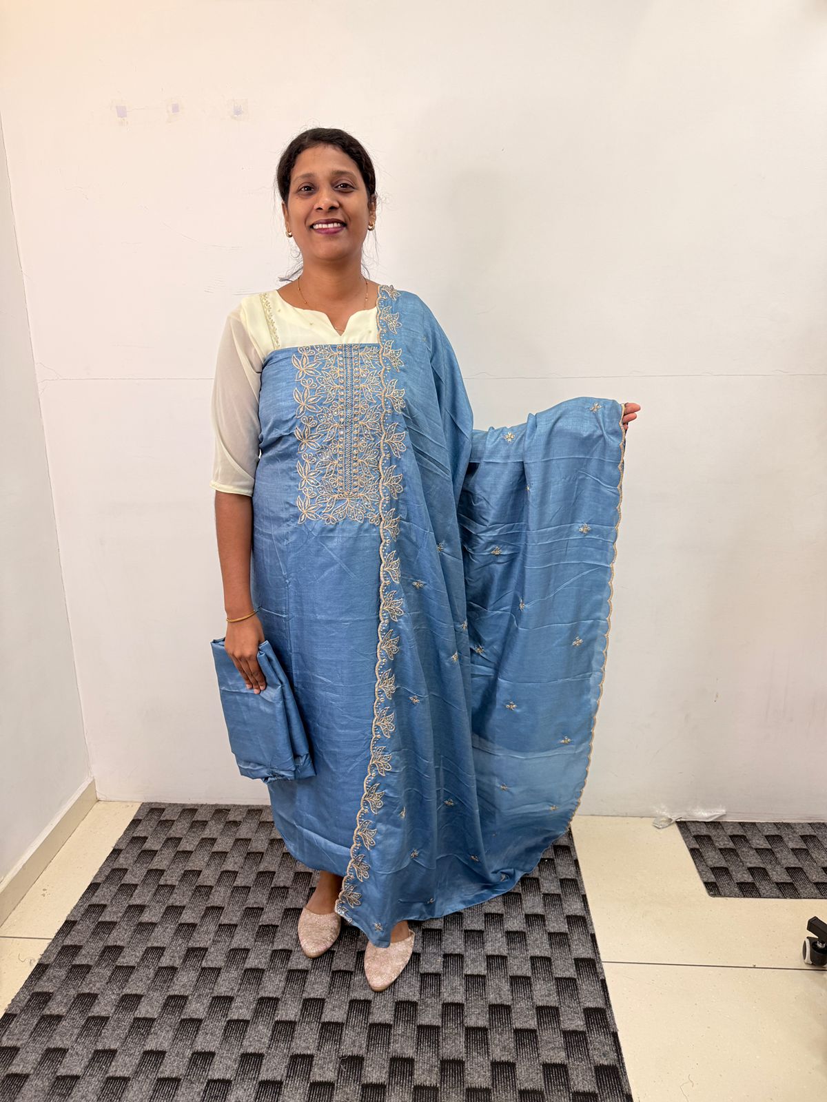 LS0164 Vichithra silk Unstitched Material