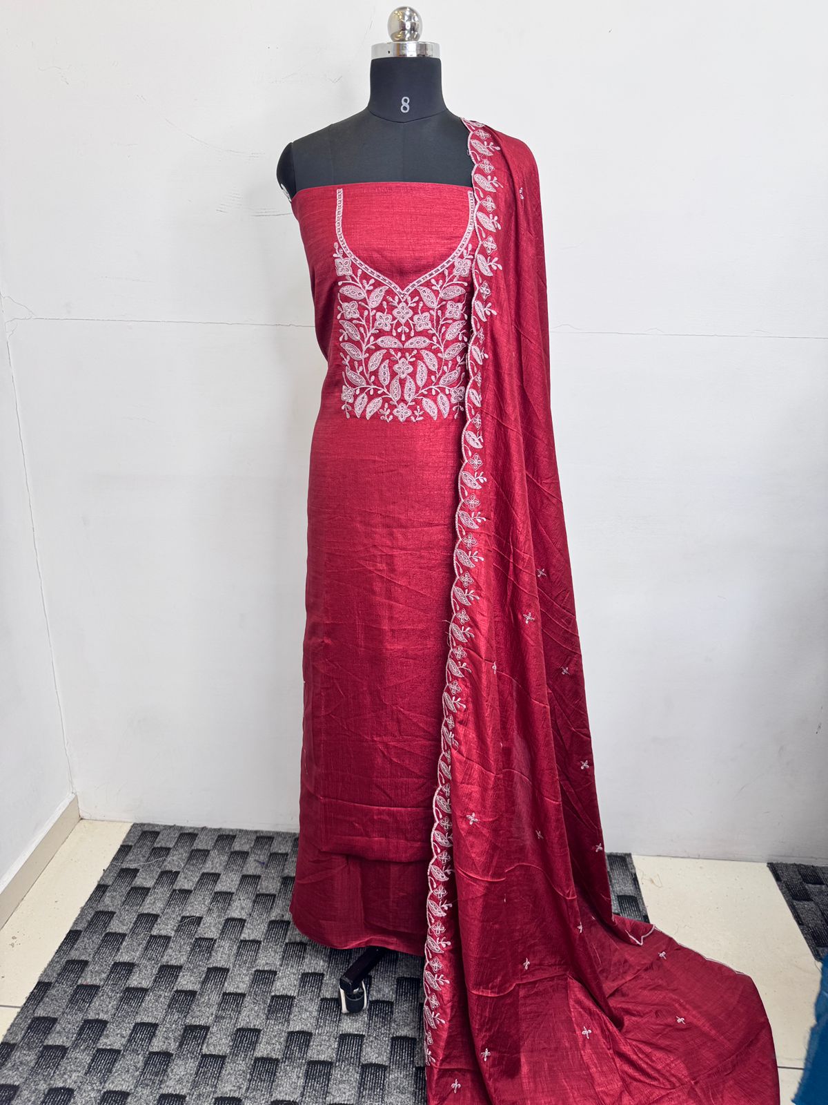 LS0175 Vichithra Silk Unstitched Salwar Material