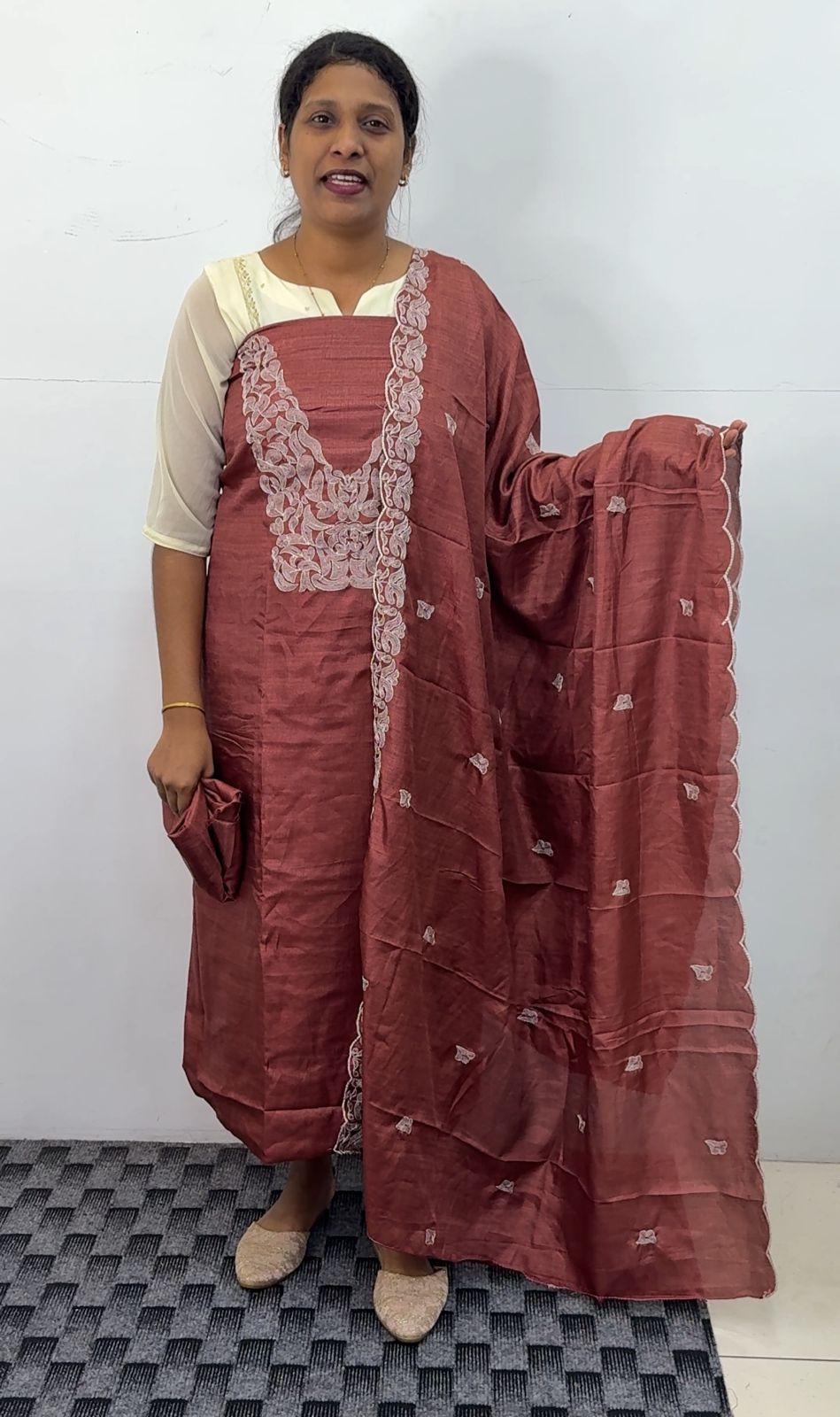 LS0167 Vichithra silk Unstitched Material